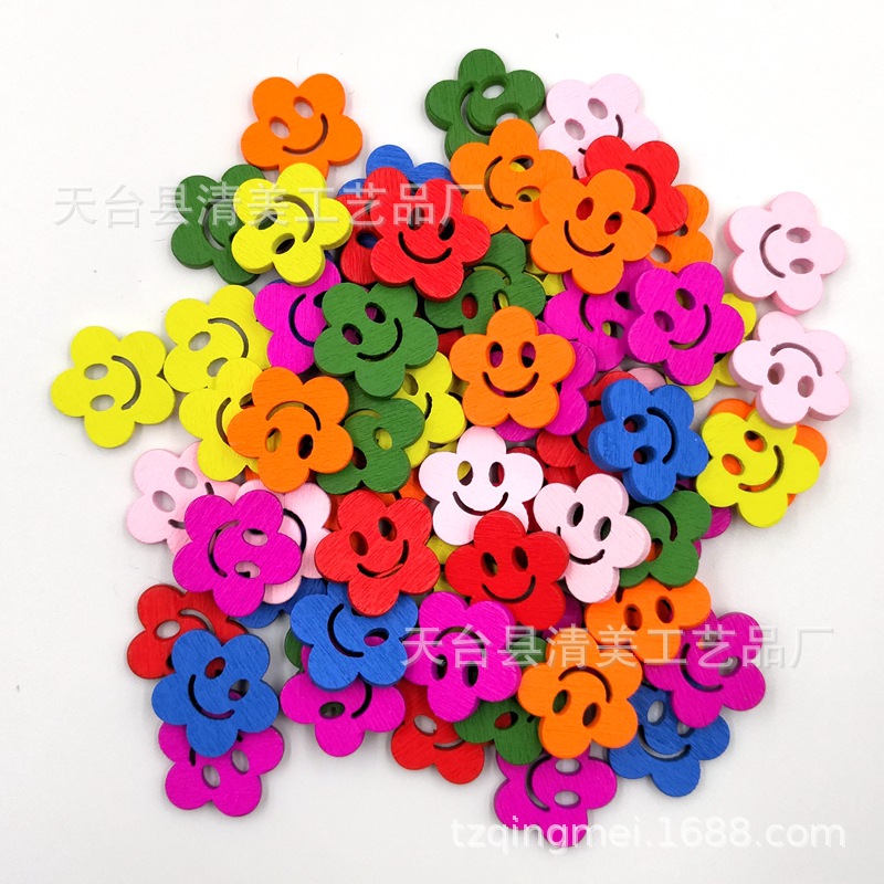 19mm DIY lindo color de dibujos animados sonriente flor de ciruelo botones de madera niños botones hechos a mano 100 un paquete