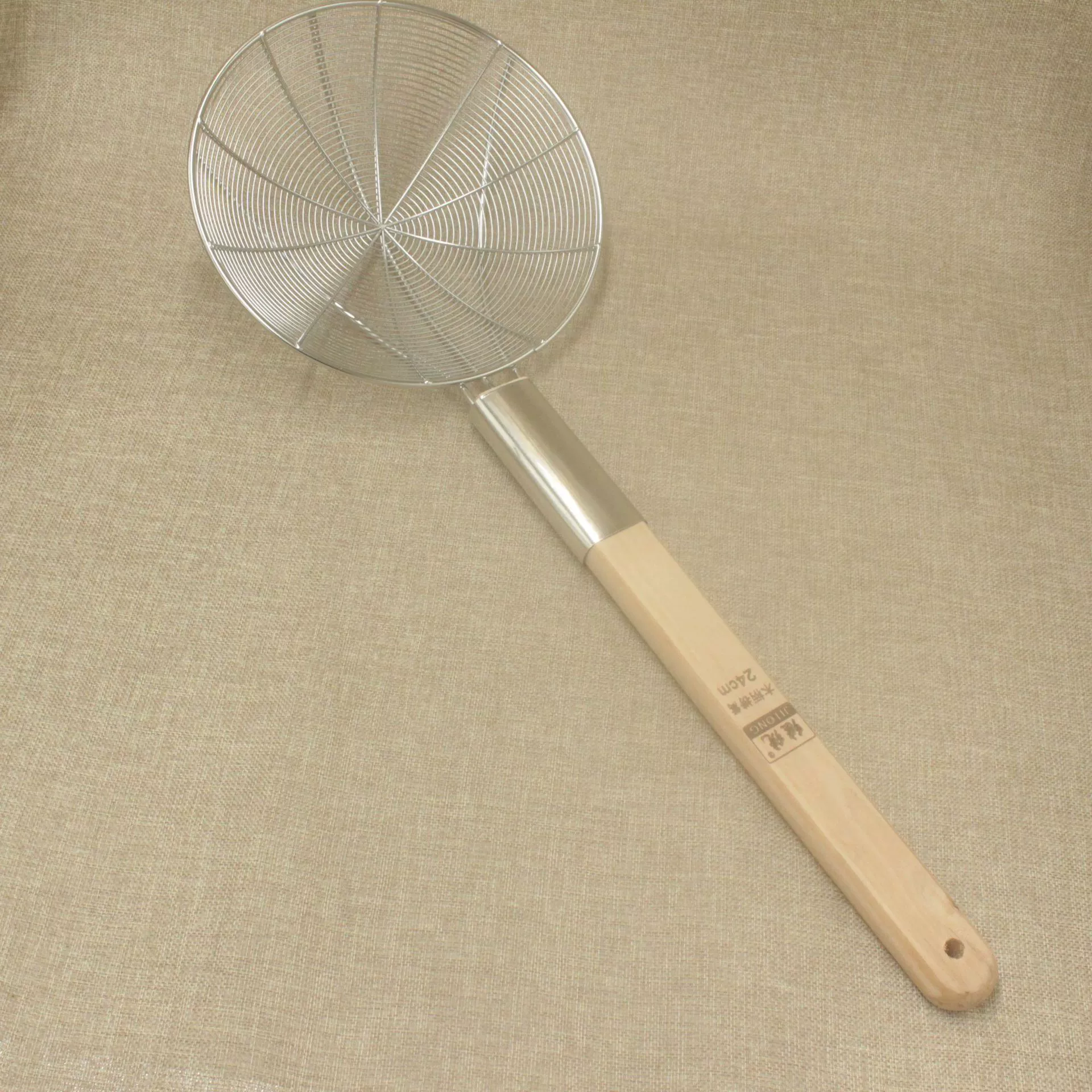 Немагнитный шеф-повар из нержавеющей стали Большой дуршлаг Высококачественная деревянная ручка Усиление утечки Защита от ожогов Большой забор Забор Дуршлаг Кухня