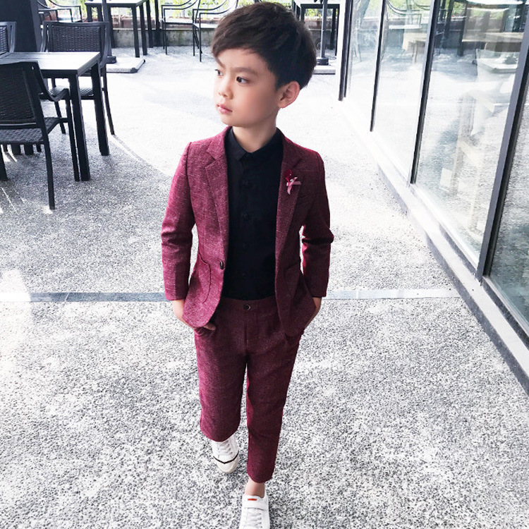 Classic suit for boys