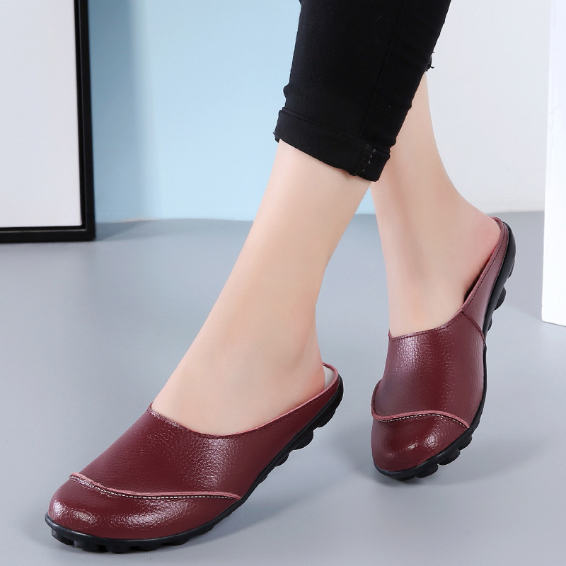 Mother's Sandals and Slippers Summer Outwear Leather Shoes Bean Slippers Women's Half Slippers Soft-soled Comfortable Flat-soled Middle-aged Pregnant Women's Shoes