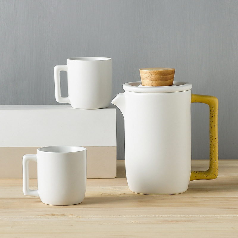 Fuente de la sala de estar Juego de agua minimalista creativo nórdico Juego de té de cerámica Té de la tarde Nueva caja de regalo