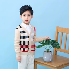 童毛衣;童装加工;制服加工