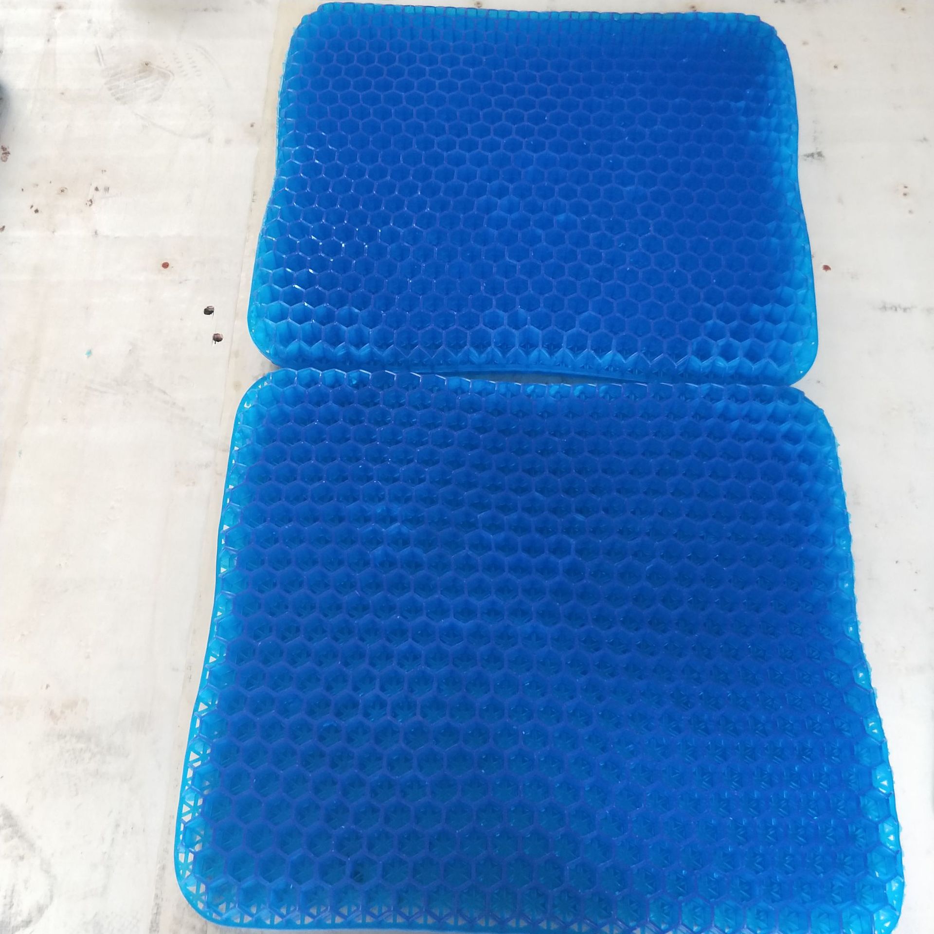 厂家批发蜂窝凝胶坐垫 鸡蛋坐垫 椅子垫汽车冰垫办公室沙发垫