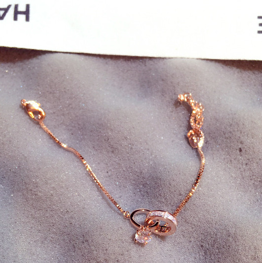 New Fashionable Korean Style Bracelet European and American Trendyy Zircon Ring Hoop Elegant Bracelet Bracelet for Women S00278