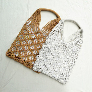 һ�����l �޾����θ���μ��Ů�Ĳݾ���