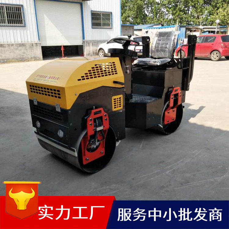 1吨座驾压路机 全液压振动压路机 沟槽压路机 双钢轮压路机厂家