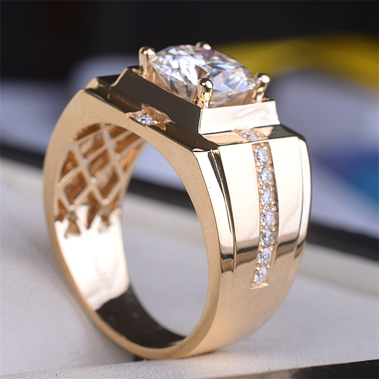 Bague de mariage dominante en or moissanite pour homme avec diamant à haute teneur en carbone classique_voghion.com