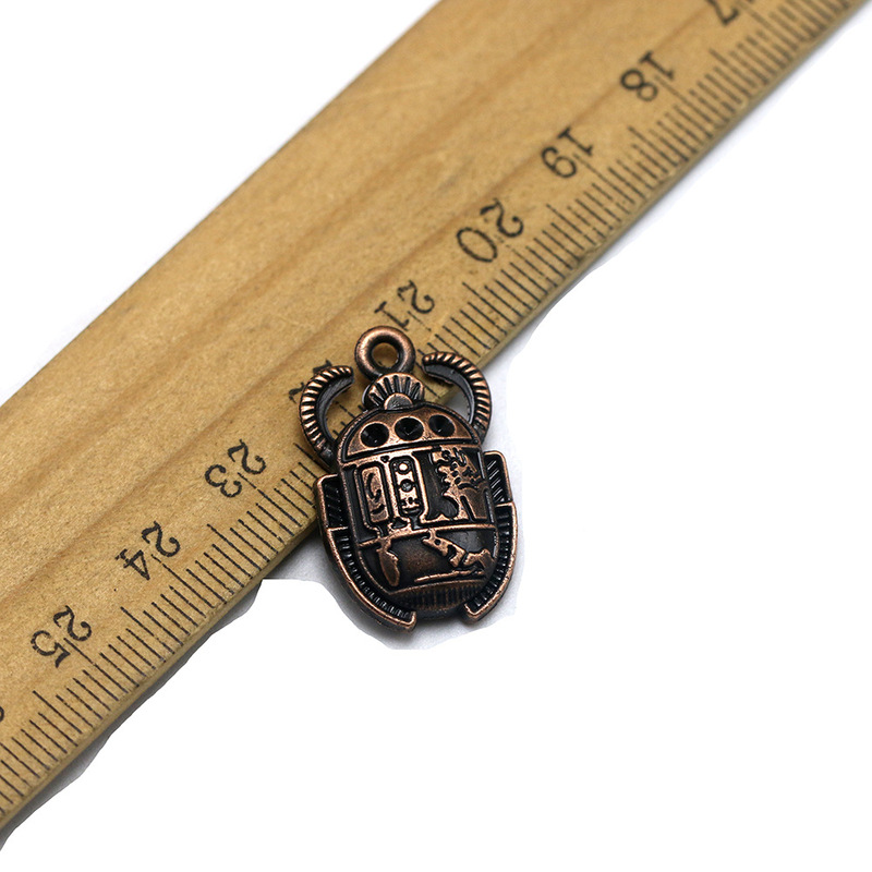 Vintage copper Egyptian civilization beetle pendant scarab pendant diamond crystal charm DIY jewelry accessories Vintage copper Egyptian civilization beetle pendant scarab pendant diamond crystal charm DIY jewelry accessories