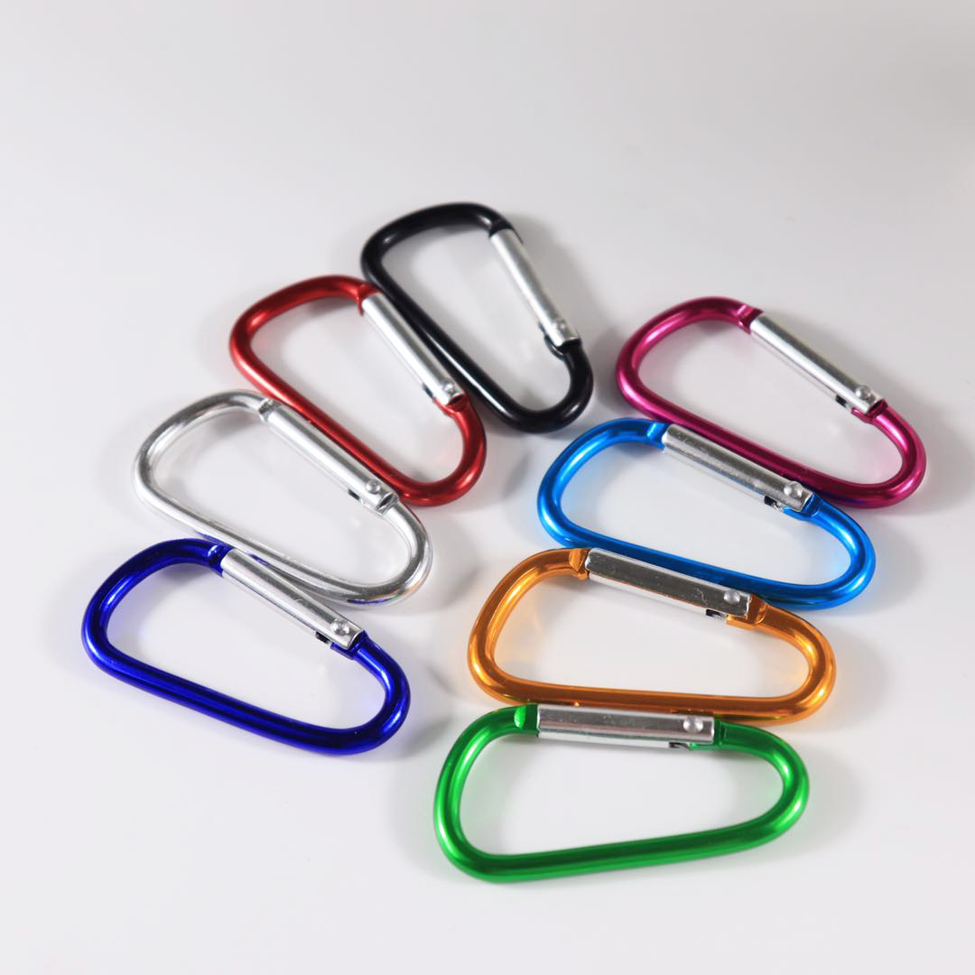 N ° 6 D color colgante de seguridad al aire libre aleación Aluminio multifuncional mosquetón en stock suministro