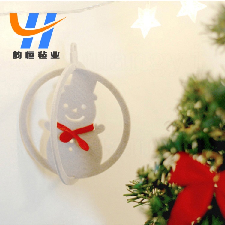 厂家供应毛毡装饰挂件 创意毛毡挂件 圣诞节挂件低价批发毛毡挂件