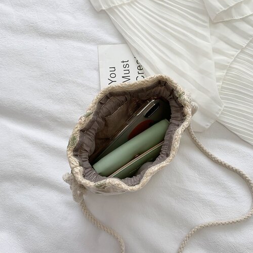 Summer small bag 2024 new trendy shoulder crossbody bag for girls Internet celebrity mini straw woven bucket bag