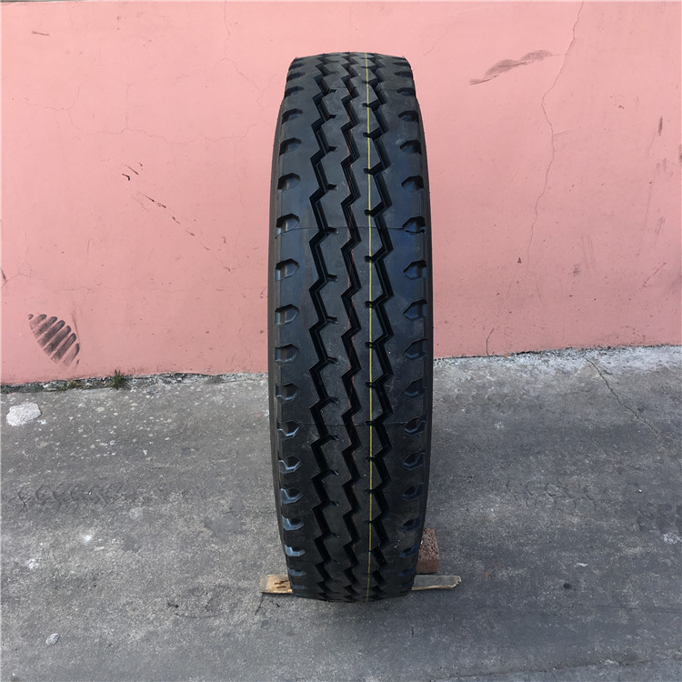 12.00R24 1200R24全钢三线花70-100吨起重机吊车轮胎