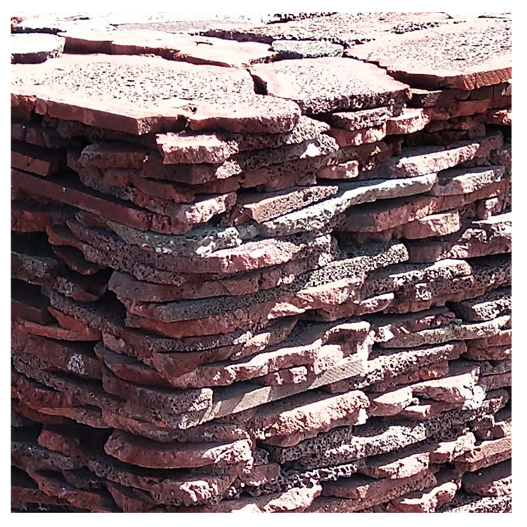 火山石板不规则黑洞石公园草坪踏步石墙面装饰火山岩板材厂家批发