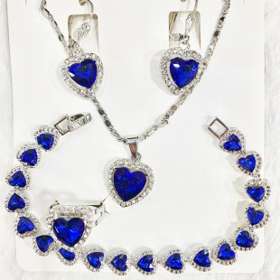 �F؛ֱ�N�r�аٴ��ƷŮʿ������b僰׽����{ɫ��Ʒ���h�����b