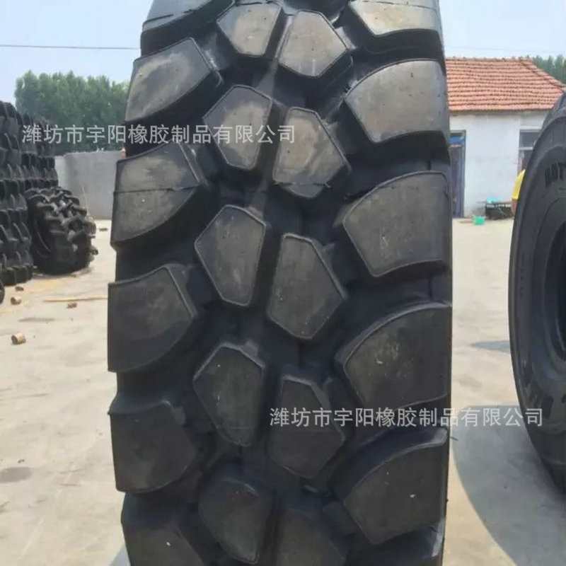 21.00R33 矿山自卸车轮胎 铰接式运输车工程胎 钢丝胎