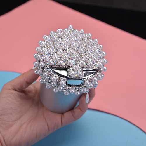Cross-border car ashtray for girls, creative diamond-encrusted car interior accessories, pearl ashtray, LED lighting