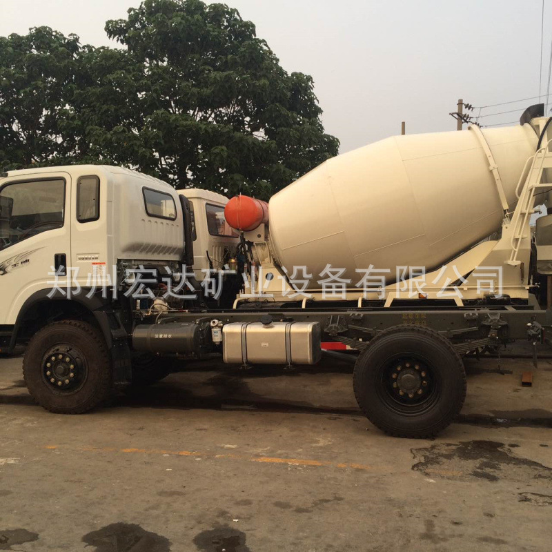 砂浆散装水泥运输罐 3方4方混凝土搅拌罐 不沉淀液压搅拌罐