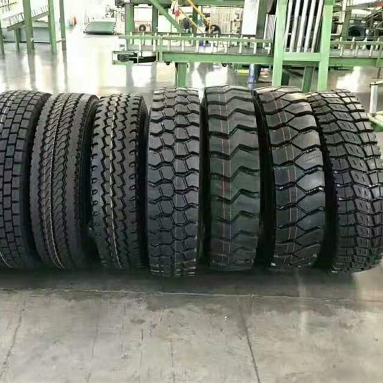 厂家供应各种花纹货车卡车轮胎315/80R22.5 295/80R22.5全钢轮胎