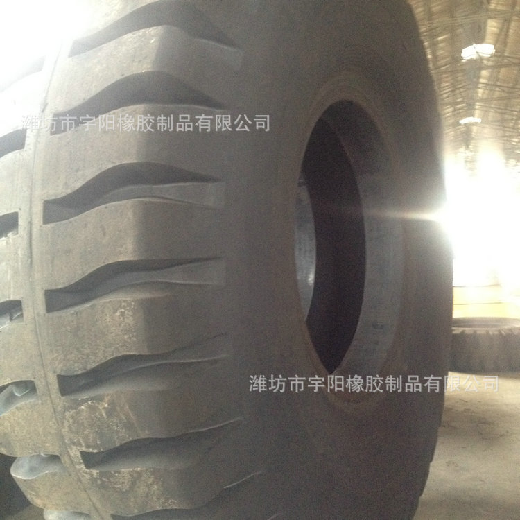 矿山自卸车21.00-35尼龙大花矿山轮胎   装载机轮胎