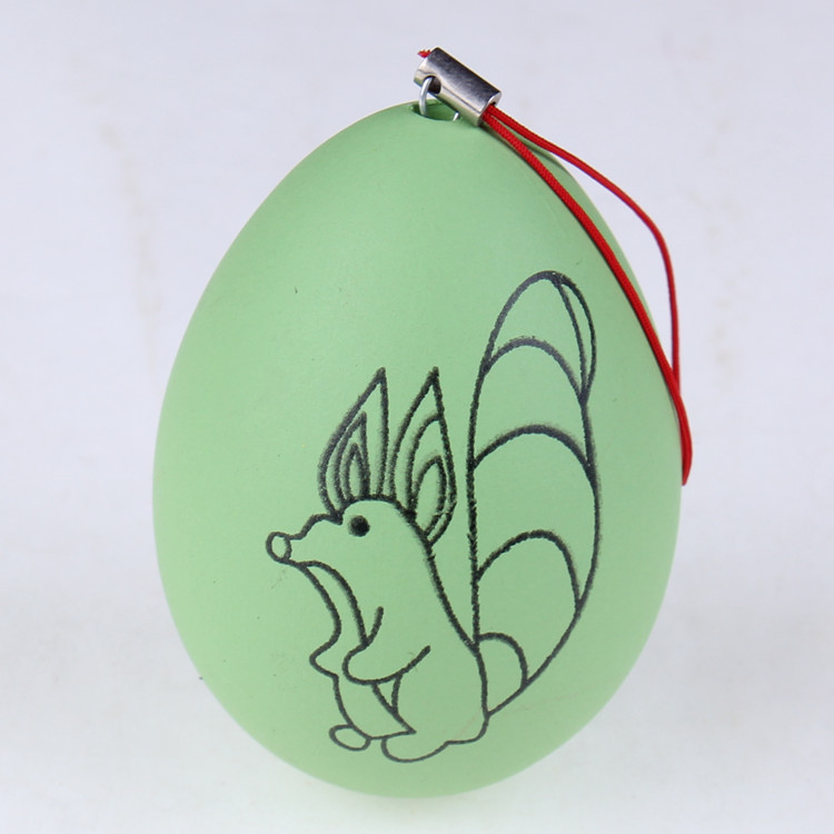 Colorido huevo bricolaje hecho a mano de Pascua de plástico cáscara de huevo simulación pintura a mano bola pintada