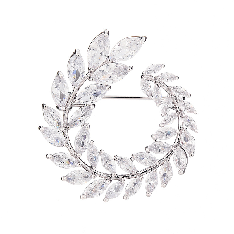 Modieuze zirkonia olijftak broche voor dames_voghion.com