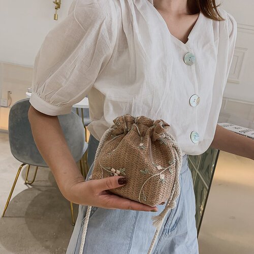 Summer small bag 2024 new trendy shoulder crossbody bag for girls Internet celebrity mini straw woven bucket bag