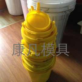 浙江台州注塑塑料桶模具，塑胶泥灰桶图片 雪橇模具 塑料铲模具