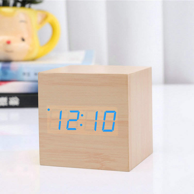 Creativo controlado por voz LED reloj de madera multifuncional despertador de madera regalo del estudiante reloj electrónico reloj de escritorio de fábrica al por mayor