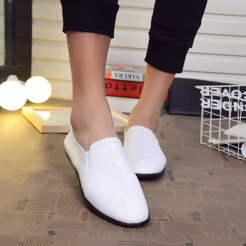 Men's Shoes 2024 New Men's Casual Shoes Men's Shoes Low-top Bean Shoes Soft Flat Leather Shoes Slip-on Loafers