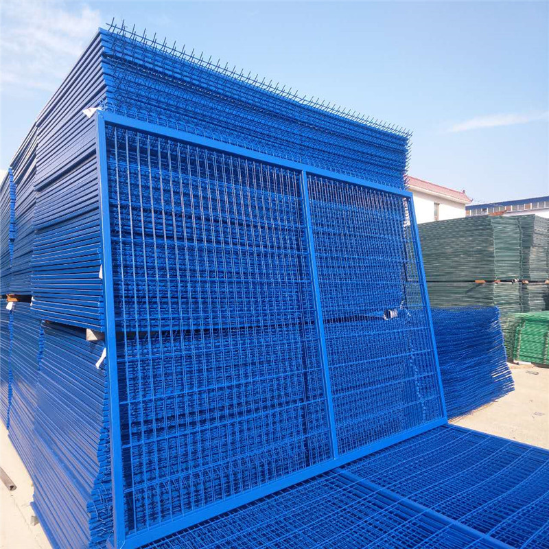 天蓝色铁路防护栅栏 8001弯片/8002直片 3*5金属网片 工厂自营