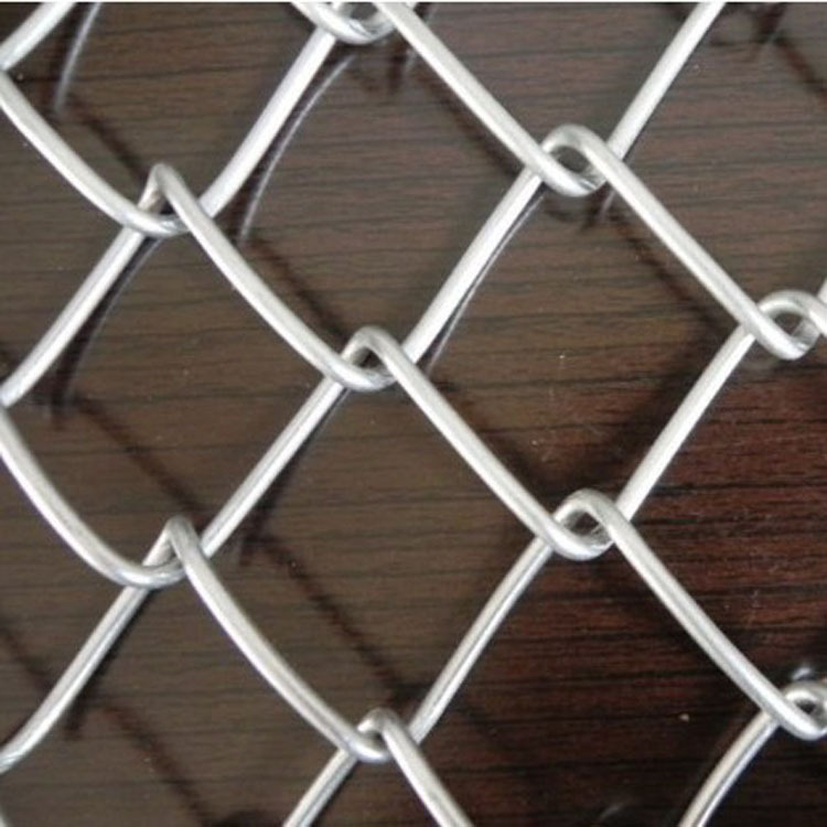 供应 体育场防护隔离丝网勾花网 高速护栏网 包塑镀锌勾花网