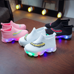 LED light socks shoes for boys and girls 2019 autumn and summer new breathable fly woven sports shoes shoes feather luminous shoes