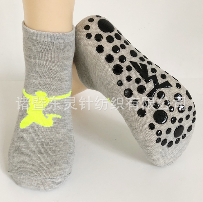Factory in stock yoga socks children's park trampoline socks non-slip socks floor socks home socks Four Seasons Universal