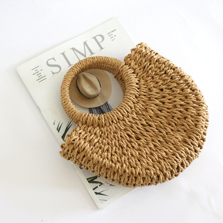 新款半月形沙滩编织手提包 时尚简约小圆斗编织手拎草编包女批发