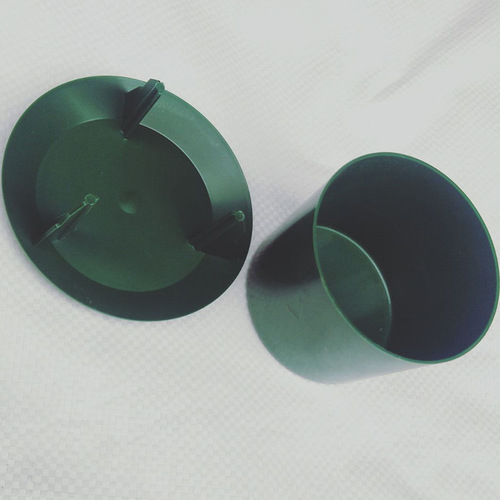 Plastic Snail Trap Snail Cage Insect Trap Snail House Garden Vegetable Garden Supplies Snail Box