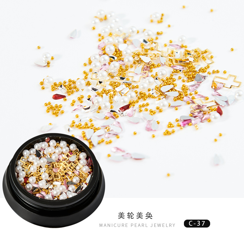 Comercio exterior nueva manicura estrella Luna joyería mixta Caja Popular cobre ronda remache lentejuelas uñas diamante decoraciones belleza