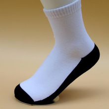 诸暨学生袜子夏季薄短袜纯棉防臭透气白色棉袜夏天动中筒袜男女