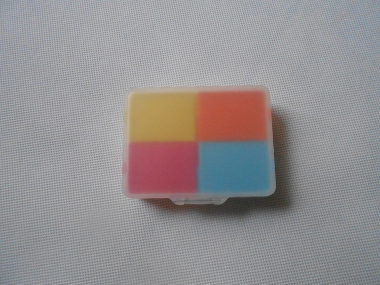 新款4格4色塑料药盒 迷你彩色4格小药盒  4格4色收纳盒