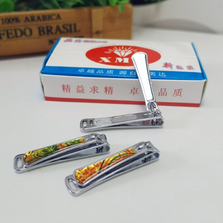 A 054 806 A- 7 cortaúñas de plástico de acero inoxidable cortaúñas para adultos cortaúñas de dos yuanes tienda boutique suministro