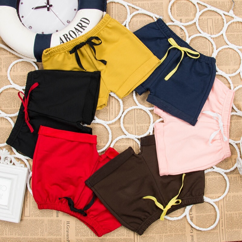 New Boys and Girls Cotton Five-point Hot Pants Children's Solid Color Mid-size Children's Spring and Summer Shorts Cotton Sports Casual Three-point Pants New Boys and Girls Cotton Five-point Hot Pants Children's Solid Color Mid-size Children's Spring and Summer Shorts Cotton Sports Casual Three-point Pants
