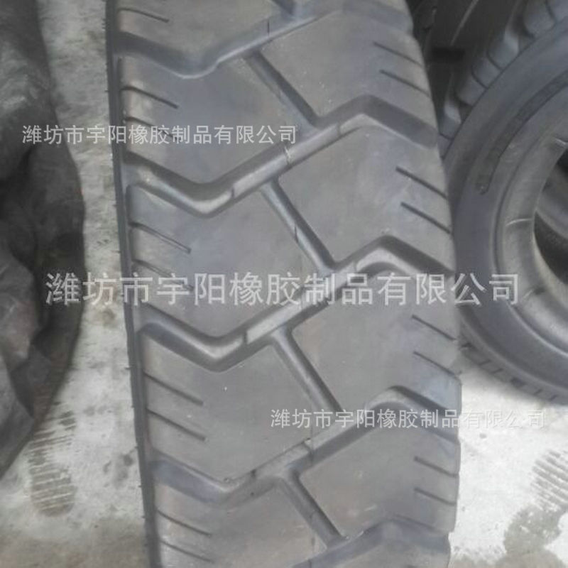 工程机械轮胎 叉车充气轮胎36X11-20