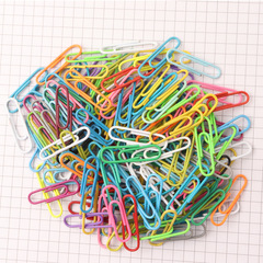 Best-selling colored plastic clip hairpin, Instagram-style pins for office desk organization, 28mm clips