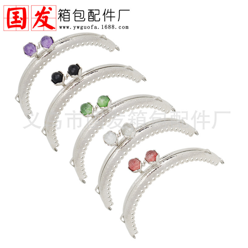 10.5CM semicircular encaje en relieve cabeza de loto de coral oro plateado 10 colores opcionales 0167 - YS