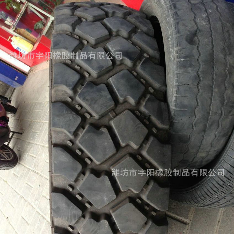 305/80R20  起重机 吊车轮胎  越野车轮胎