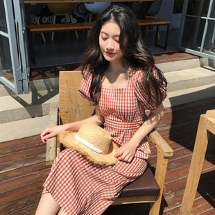 ���ļ���Ѭ��ʽ�۹������s���·�Ů�^ϥ���������@�ݚ��|�B��ȹŮ