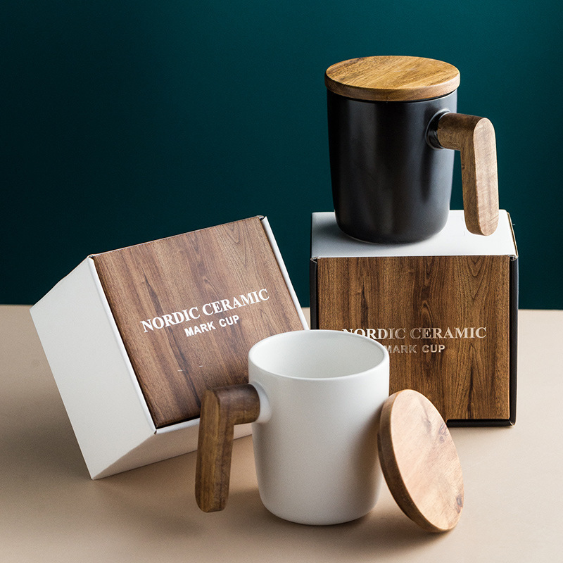 Creative Office Nordic Style Mug Wooden Handle with Lid Couple's Water Cup Gift Set Household Vintage Ceramic Cup Creative Office Nordic Style Mug Wooden Handle with Lid Couple's Water Cup Gift Set Household Vintage Ceramic Cup