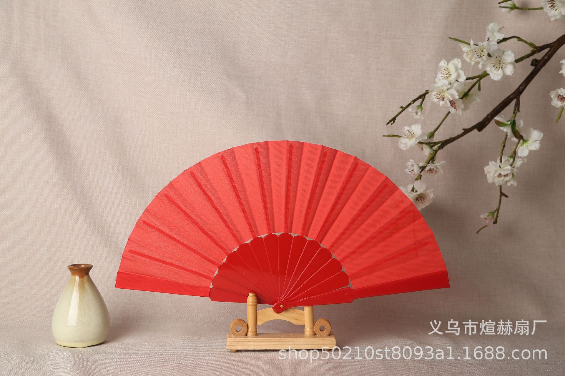 Color puro comercio exterior clásico blanco plano plástico para mujer abanico plegable abanico plegable fabricante de baile al por mayor abanico de verano