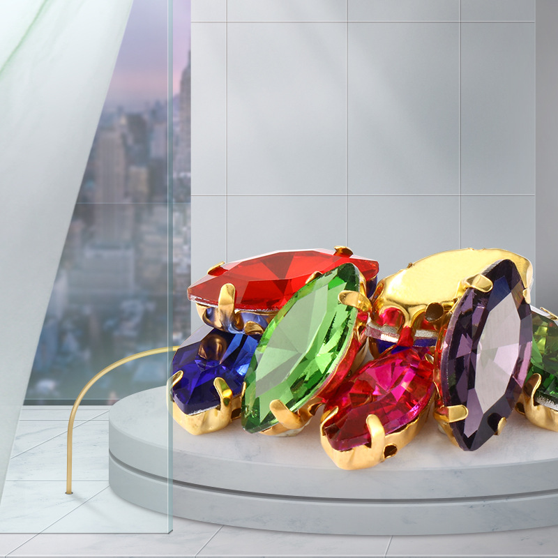 Fábrica al por mayor de oro de fondo caballo ojo garra diamante cuatro esquinas garra de cristal diamante costura a mano diamante bricolaje ropa zapatos bolsa Accesorios