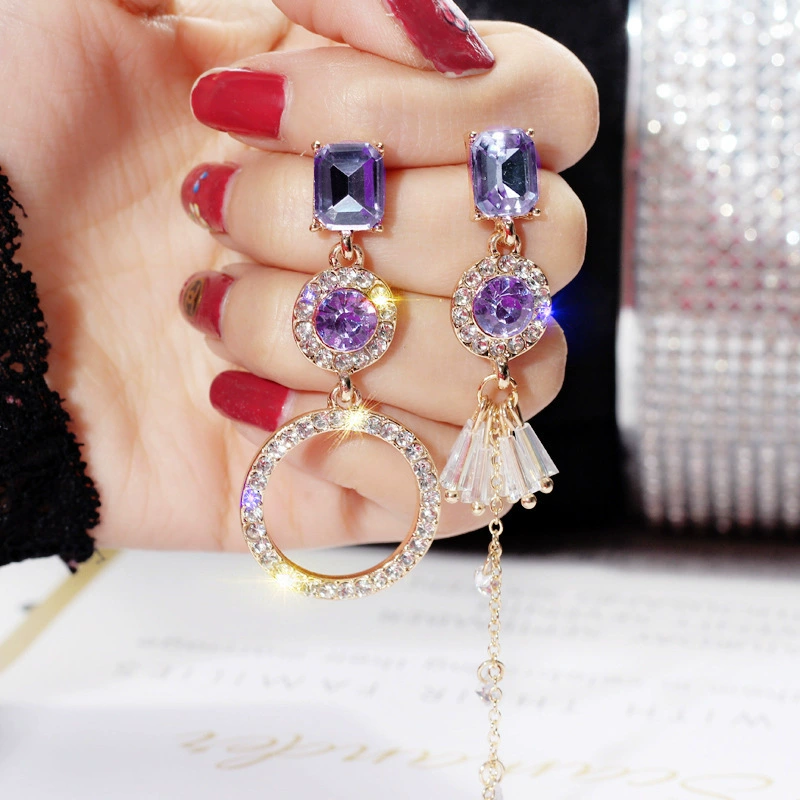 Серебряная игла, серьги, модный аксессуар, интернет-знаменитость