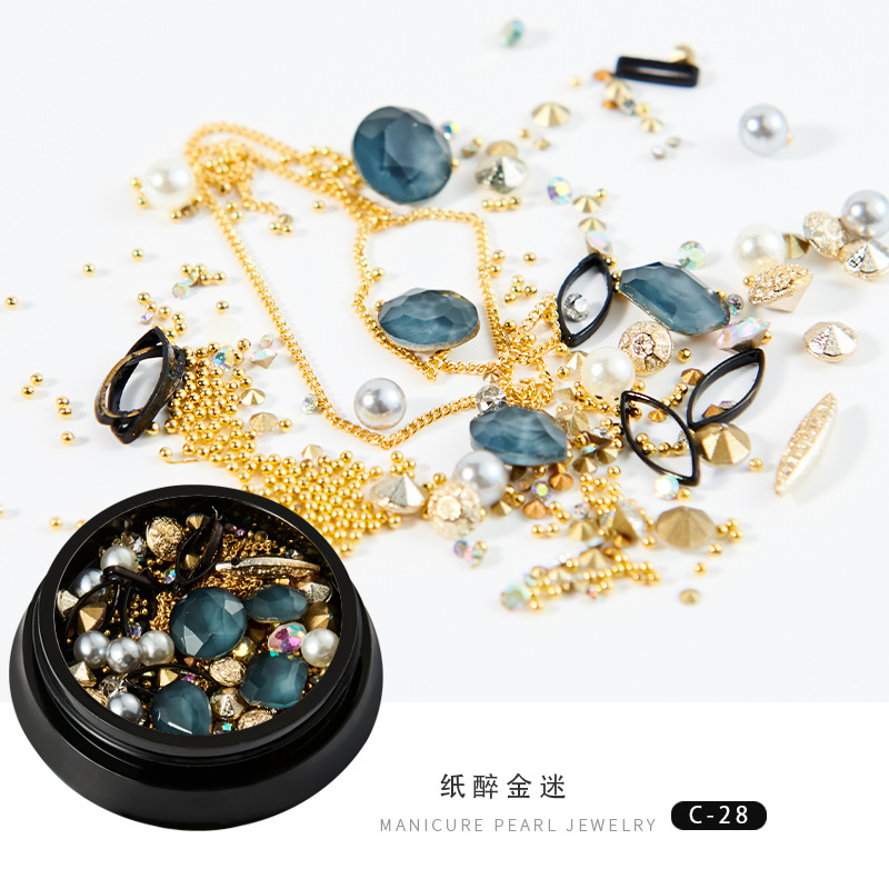 Comercio exterior nueva manicura estrella Luna joyería mixta Caja Popular cobre ronda remache lentejuelas uñas diamante decoraciones belleza